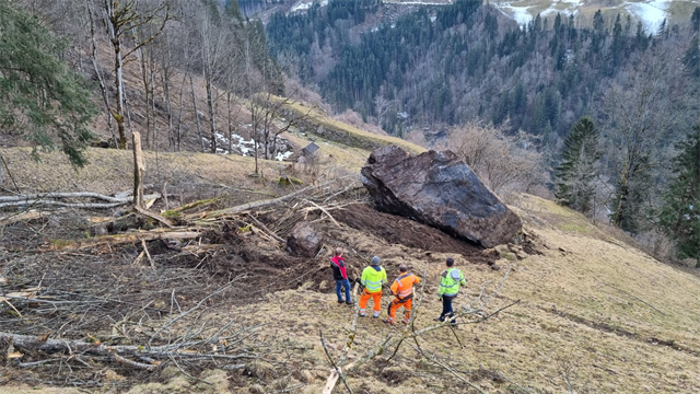 500 Tonnen schwer ist der Felsbrocken, der abgebrochen ist.